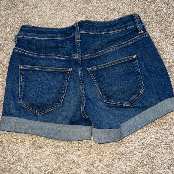 Universal Thread Jean Shorts - Picture 2 of 3